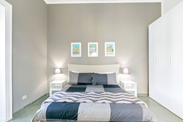 スタイリッシュ フラット マクエダ