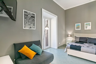 スタイリッシュ フラット マクエダ