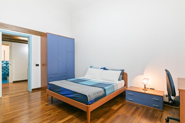 ヴィットリオ エマニエレ & ヴィア ローマ カラフル アパートメント