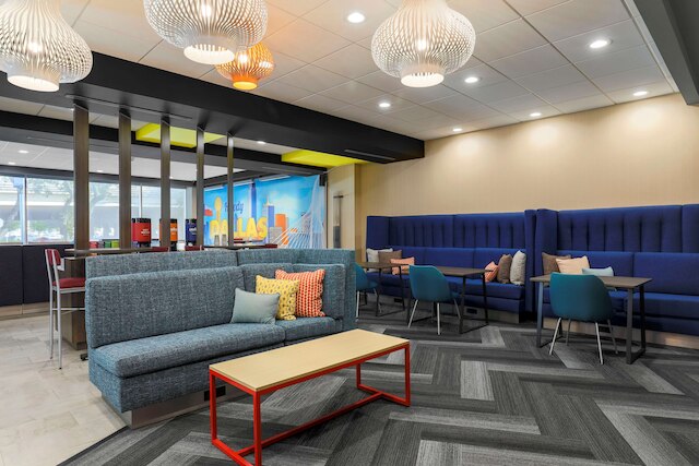 トゥルー バイ ヒルトン ダラス ダウンタウン マーケット センター