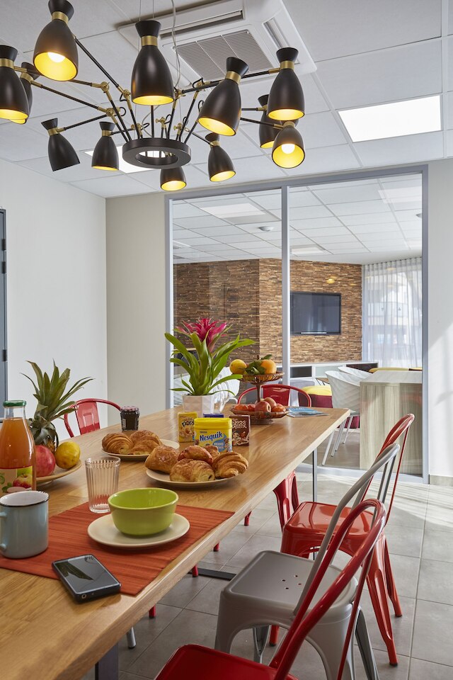 ネメア ボー ザール