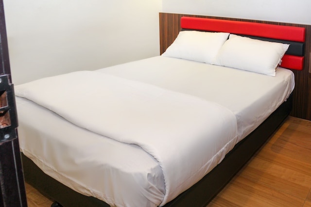 OYO 90027 ハッピー ホテル