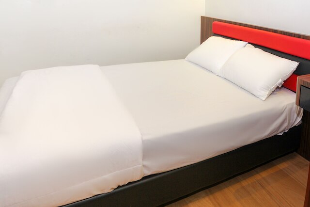 OYO 90027 ハッピー ホテル