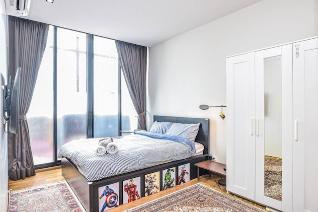 プライス2 スペース4、500m Bts、ルーフトッププール、高速Wifi