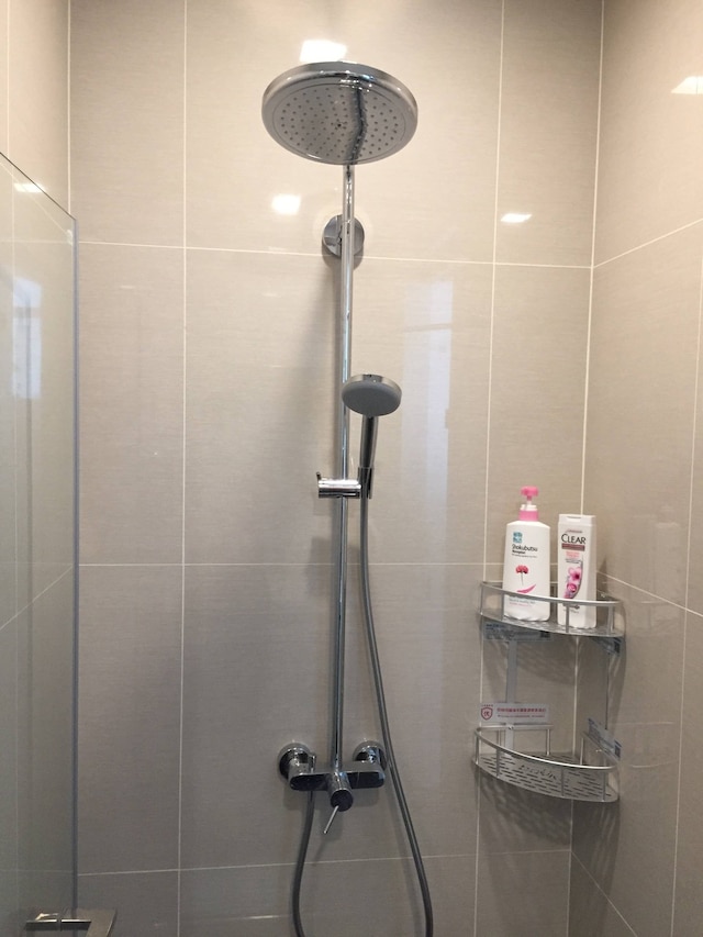 プライス2 スペース4、500m Bts、ルーフトッププール、高速Wifi