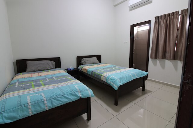 コタ ラクサマナ コンフォータブル クラウド バイ ステップ イン