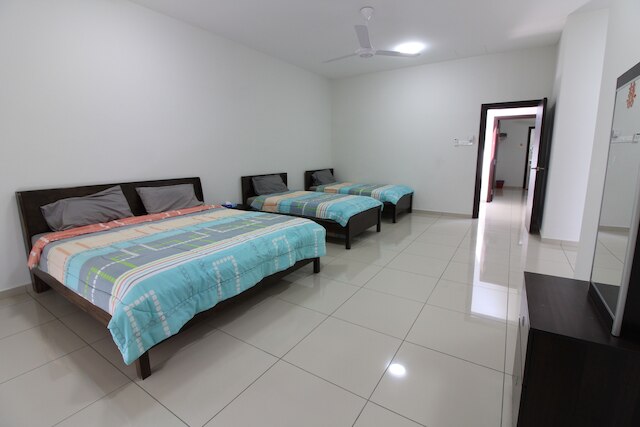 コタ ラクサマナ コンフォータブル クラウド バイ ステップ イン