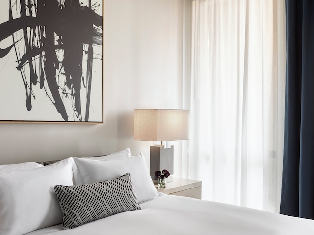 キンプトン ピットマン ホテル – ダウンタウン ダラス by IHG