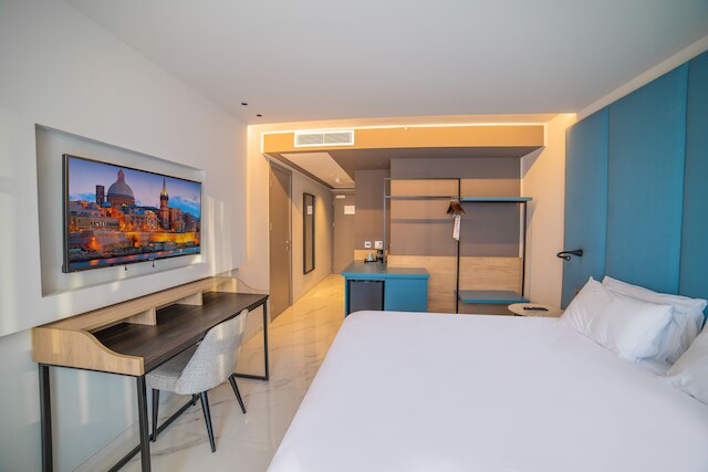 メルキュール セント ジュリアンズ マルタ