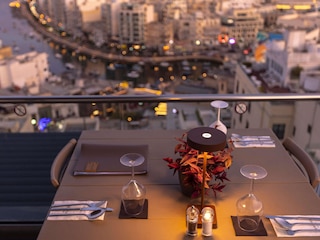 メルキュール セント ジュリアンズ マルタ