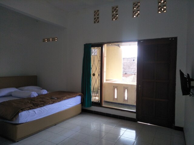 D キルズ ホームステイ