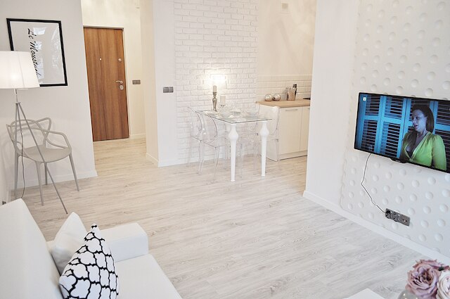 ワルシャワ コンシェルジ オペラ アパートメント