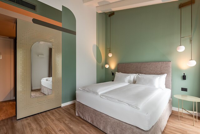 HT ホテル トリエステ