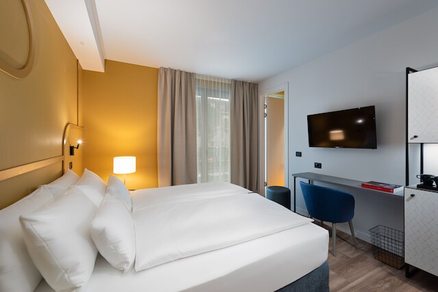 HT ホテル トリエステ