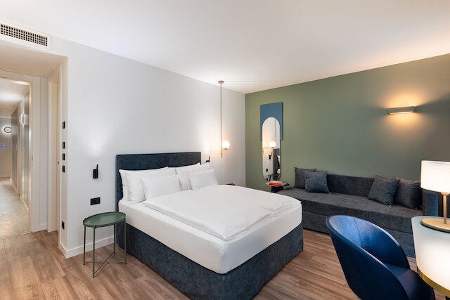 HT ホテル トリエステ