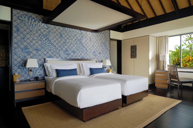 ラッフルズ バリ