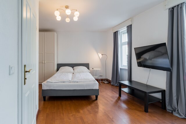 スイート & アパート