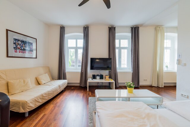 スイート & アパート