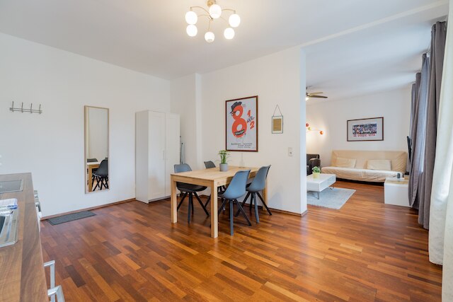 スイート & アパート