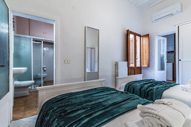 ワイン アパートメンツ フローレンス サンジオベェース