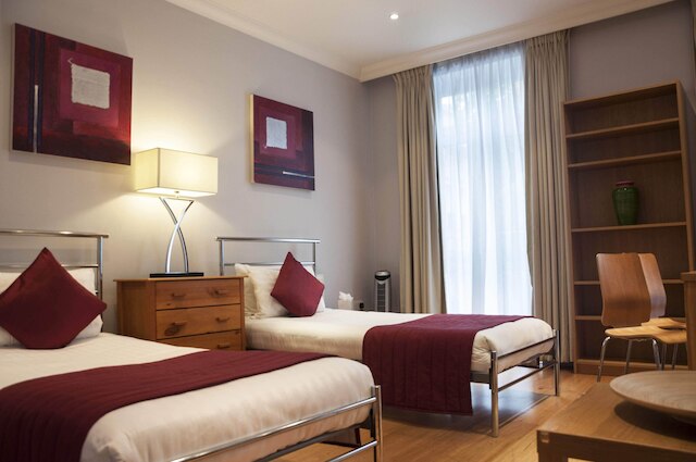 12 ロンドン ストリート アパートメンツ