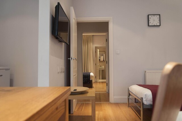 12 ロンドン ストリート アパートメンツ