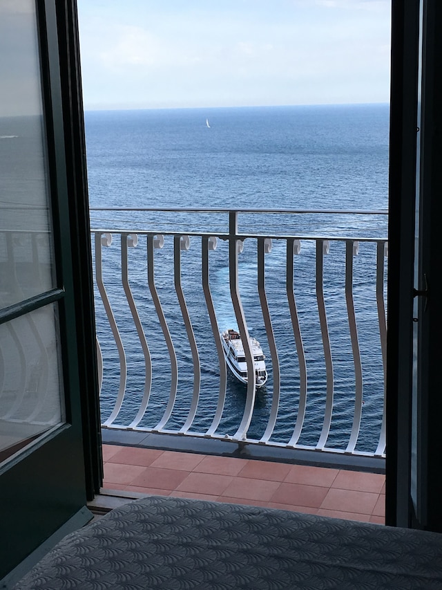 アパートメンツ アマルフィ デザイン シー ビュー