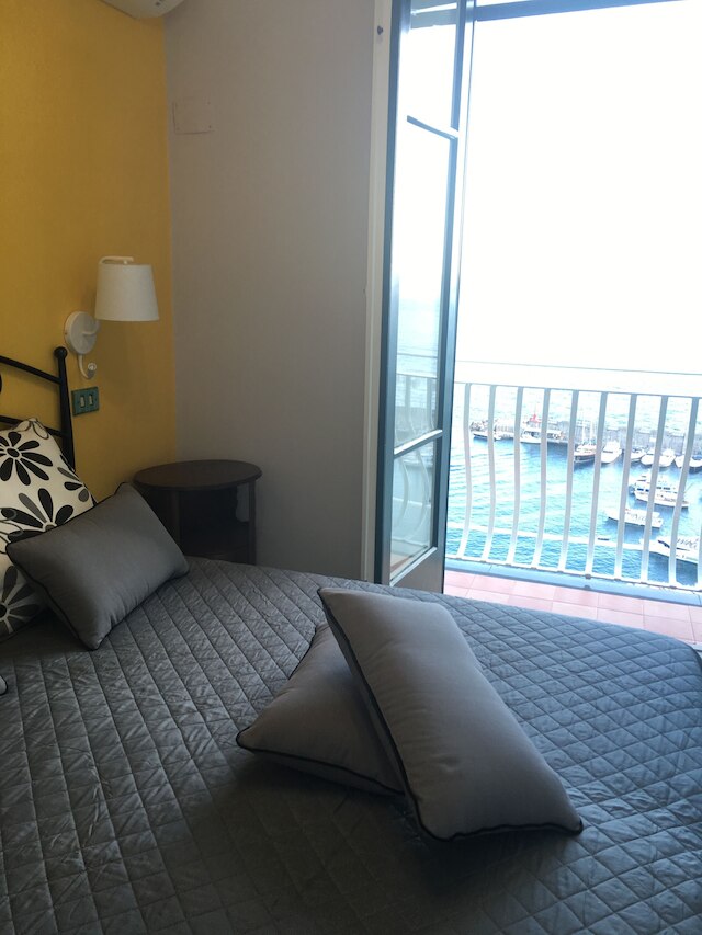 アパートメンツ アマルフィ デザイン シー ビュー