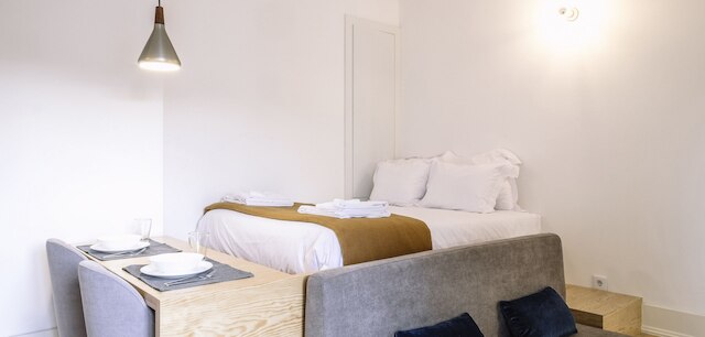 オーム - 3 シS アパートメンツ