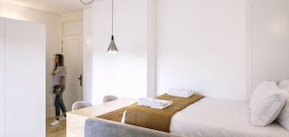 オーム - 3 シS アパートメンツ