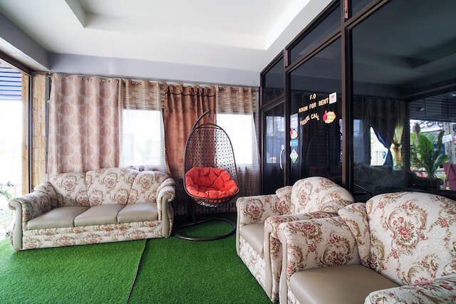 OYO 1006 フォ ルーム