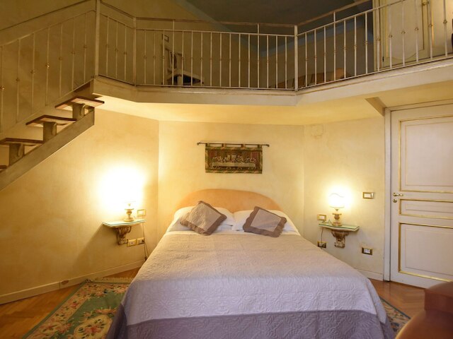 アパートメント イン フィレンツェ ニア ドゥオーモ