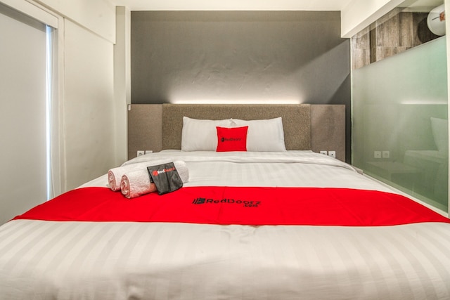 レッドドアーズ プラス ニア アカデミ ケポリシアン スマラン 3