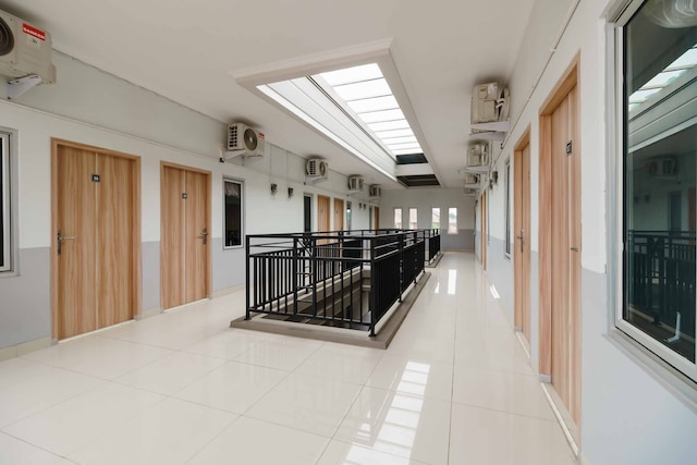 レッドドアーズ シャリア ニア スタシウン LRT ブミ スリウァヤ