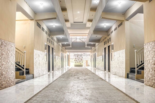 レッドドアーズ アット ジャラン カプテン ムスリム メダン