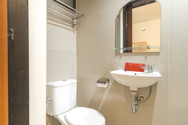 クールコスト アット ナクラ ストリート スミニャック