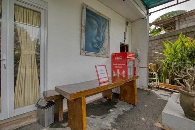 レッドドアーズ ニア エグクッT トール ヌサ ドゥア