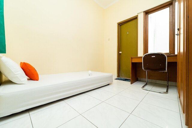 クールコスト ニア ウニベルシタス マラナータ 2 バンドン