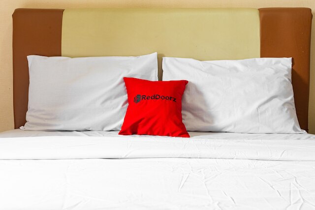 レッドドアーズ アパートメント アット ゲートウェイ チカダス