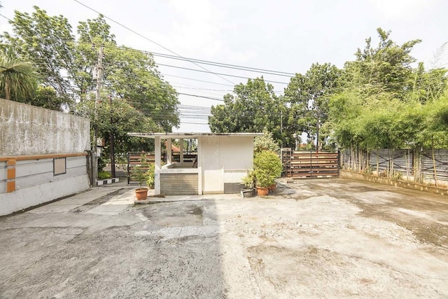 クールコスト シャリア アット ジャラン シシンガマンガラジャ スマラン