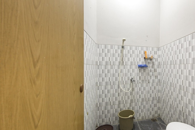 クールコスト シャリア アット ジャラン シシンガマンガラジャ スマラン