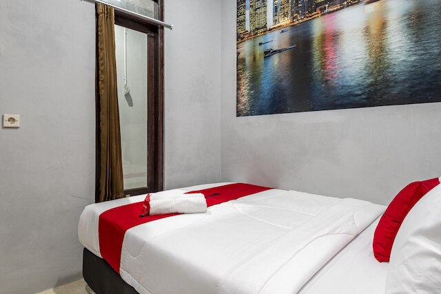 レッドドアーズ アット ジェムルサリ スラバヤ 2