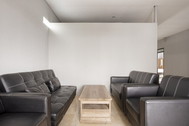 レッドドアーズ アット ジェムルサリ スラバヤ 2