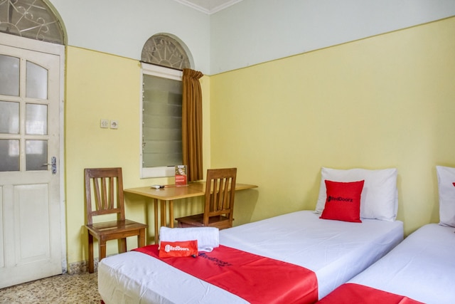 レッドドアーズ シャリア アット レンプヤンガン