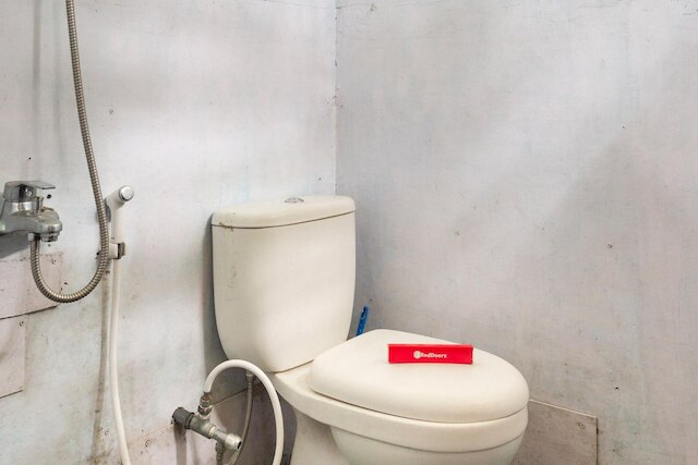 レッドドアーズ アット アパッチ キャンプ