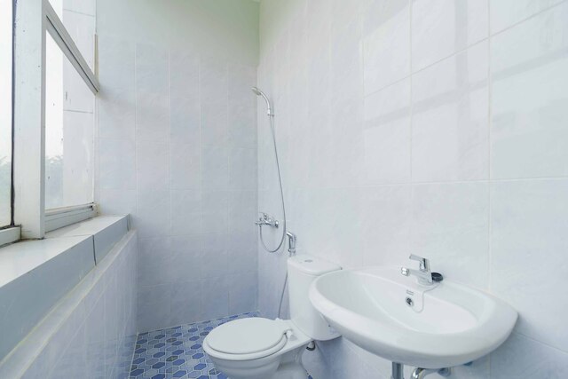 レッドドアーズ アット ヘルベティア メダン 2