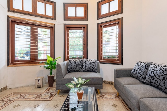 レッドドアーズ シャリア ニア ガジャヤナ スタジアム マラン