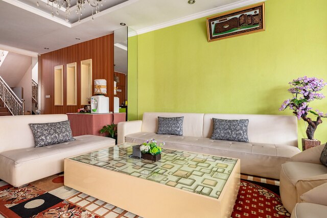 レッドドアーズ シャリア アット スカルノ ハッタ インダー 2