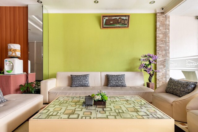 レッドドアーズ シャリア アット スカルノ ハッタ インダー 2