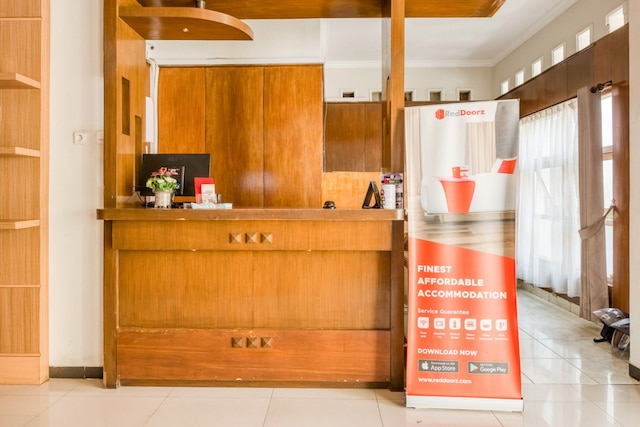 レッドドアーズ シャリア アット ジャラン シンパン ガジャヤナ